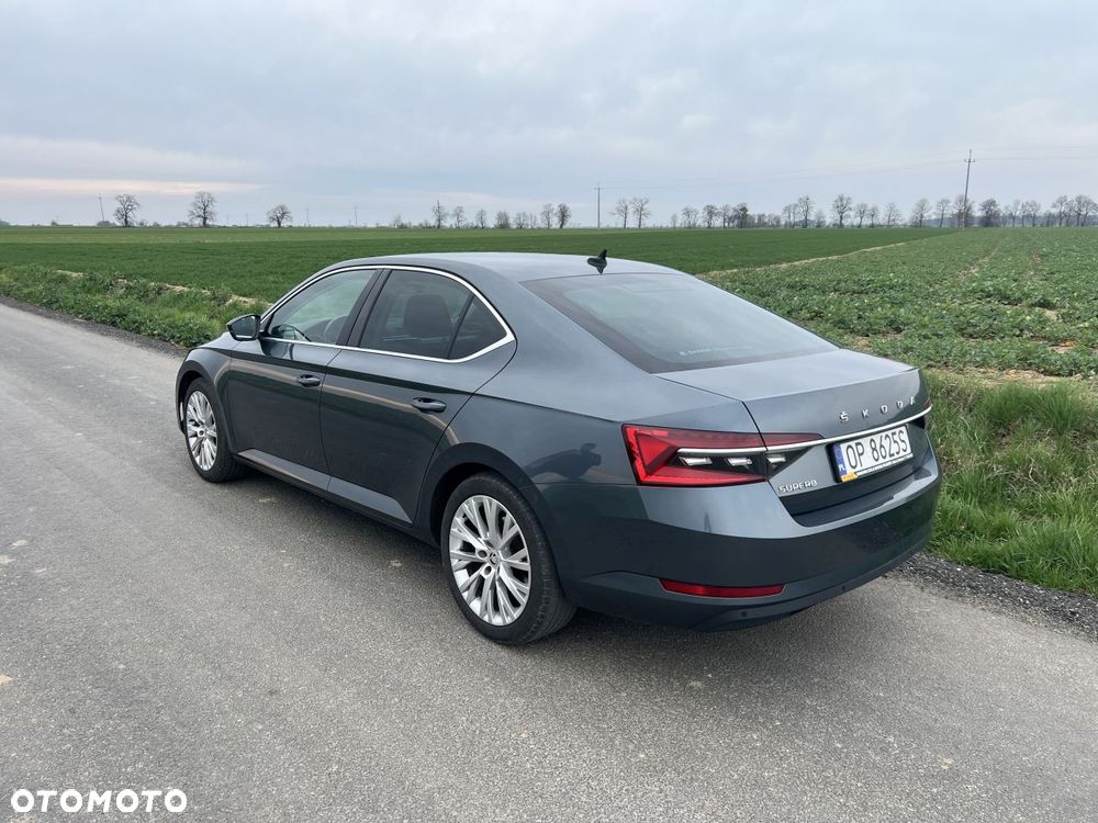 Skoda Superb 2.0 TDI SCR Ambition DSG - 6