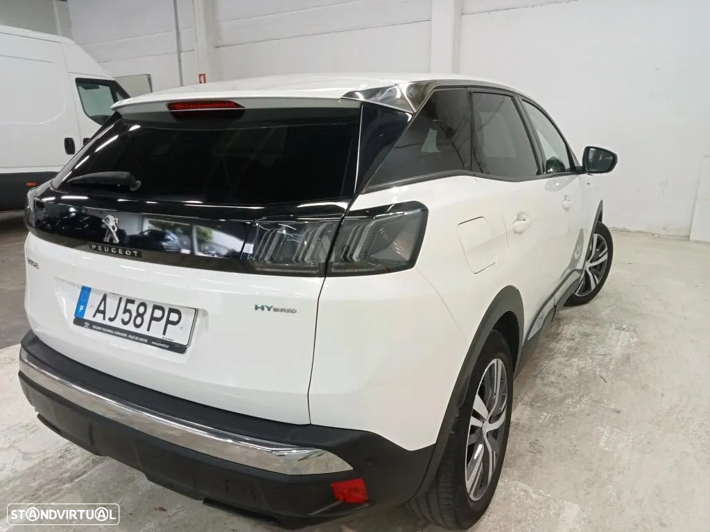Peugeot 3008 1.6 Hybrid Allure e-EAT8 - 3