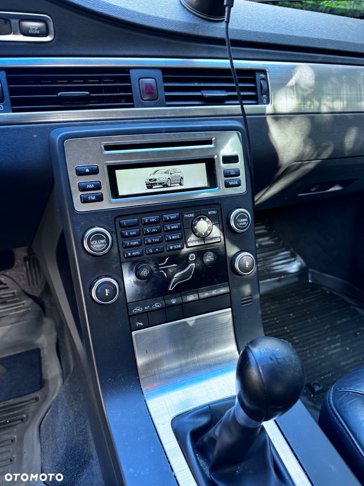 Volvo V70 2.0D Kinetic - 9