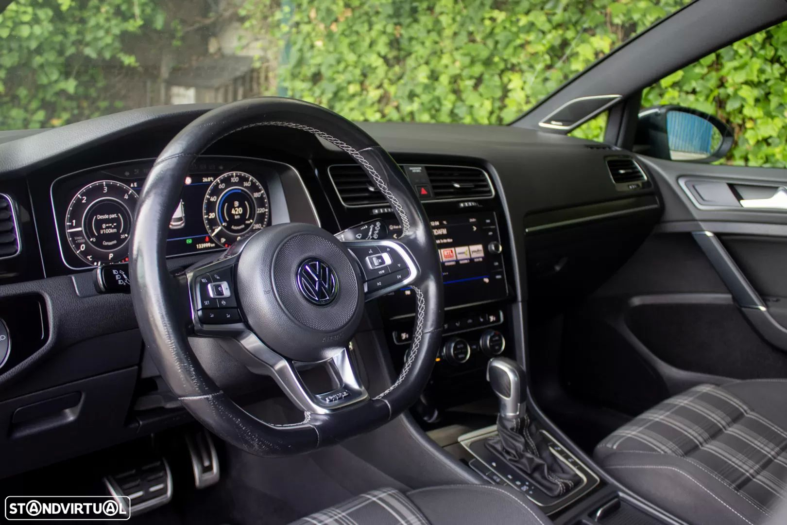 VW Golf 2.0 TDI GTD DSG - 11