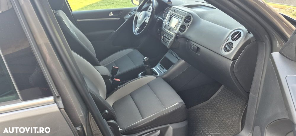 Volkswagen Tiguan 2.0 TDI DPF 4Motion Life - 8