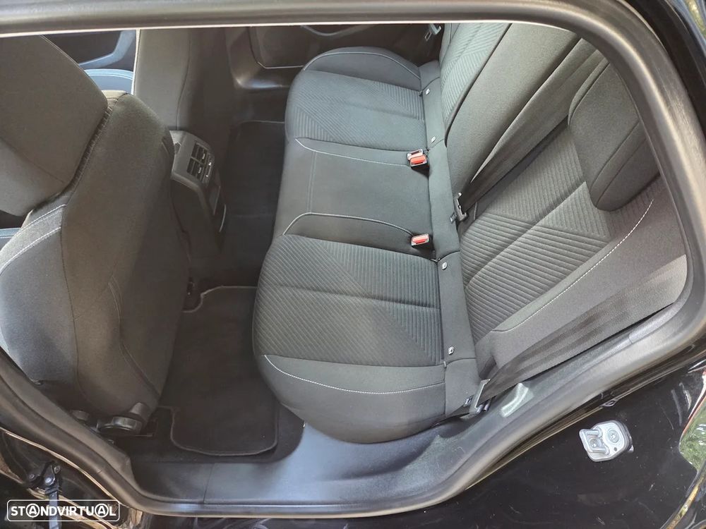 Peugeot 308 SW 1.6 Hybrid Active Pack e-EAT8 - 15