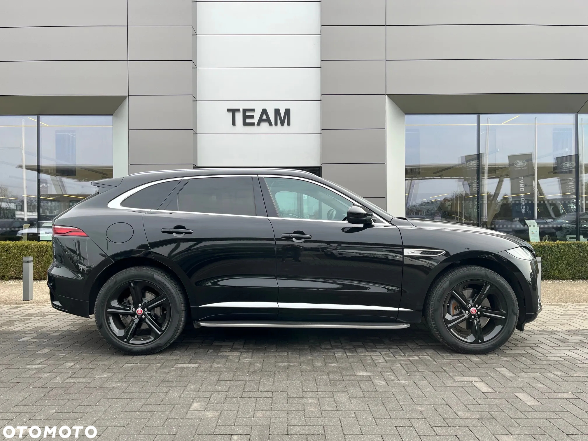 Jaguar F-Pace - 6