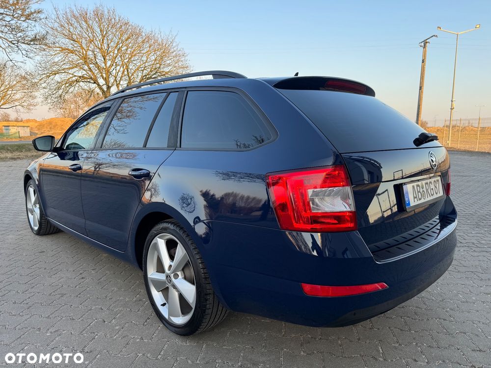 Skoda Octavia 2.0 TDI Premium Edition - 9