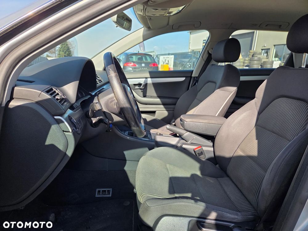 Audi A4 Avant 2.0 TDI DPF - 11