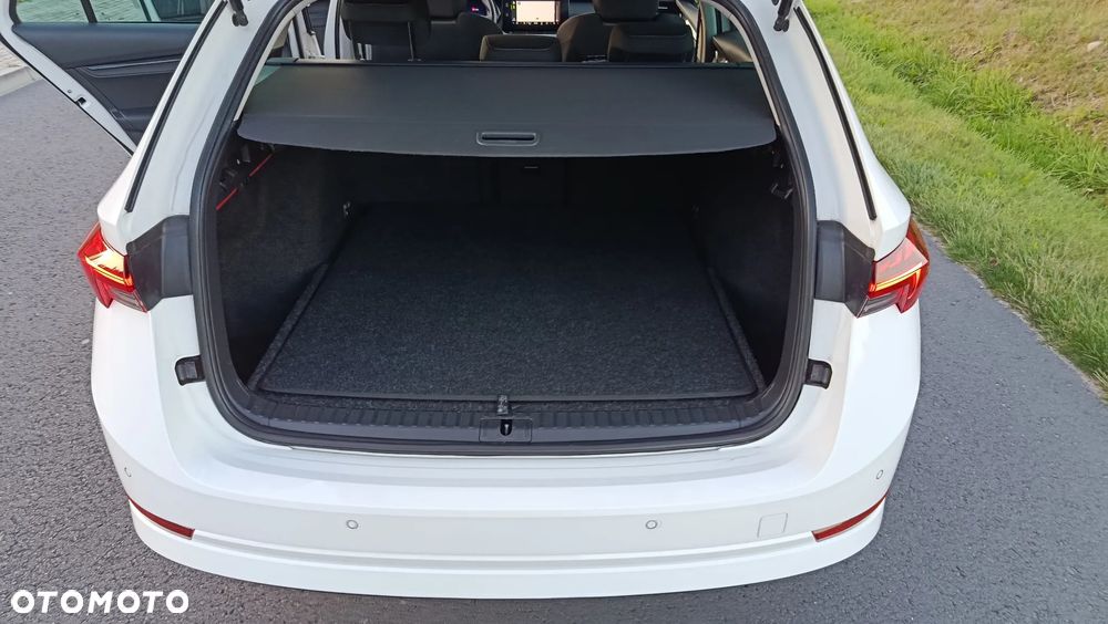 Skoda Octavia 2.0 TDI DSG Tour - 13