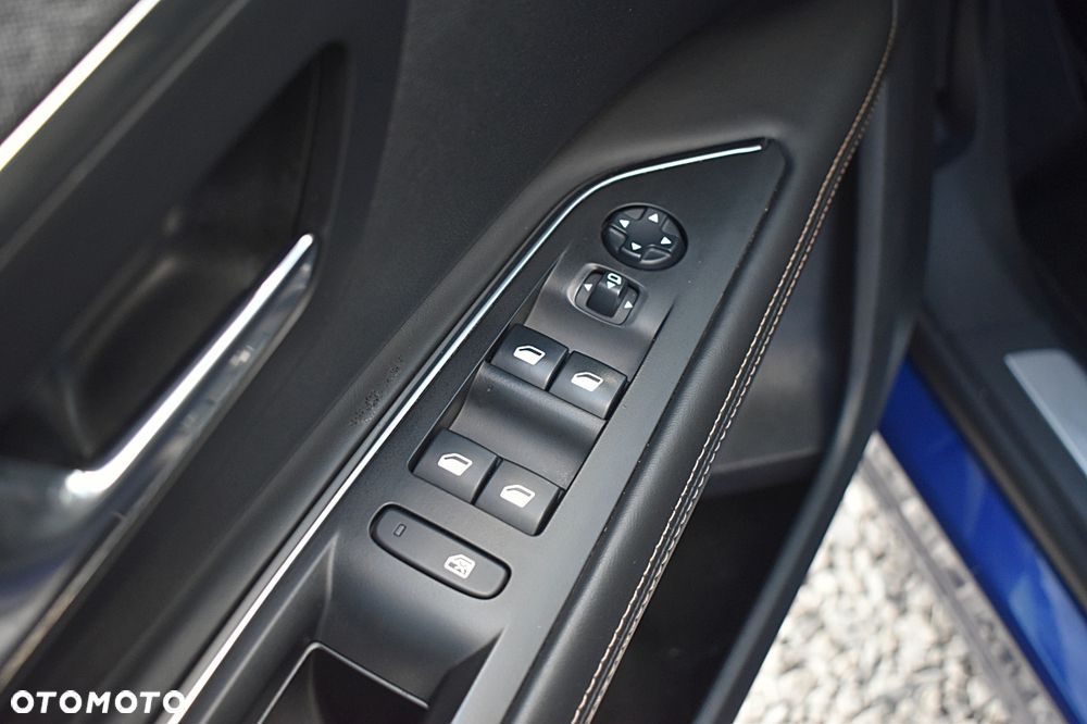 Peugeot 3008 2.0 HDi Premium - 30