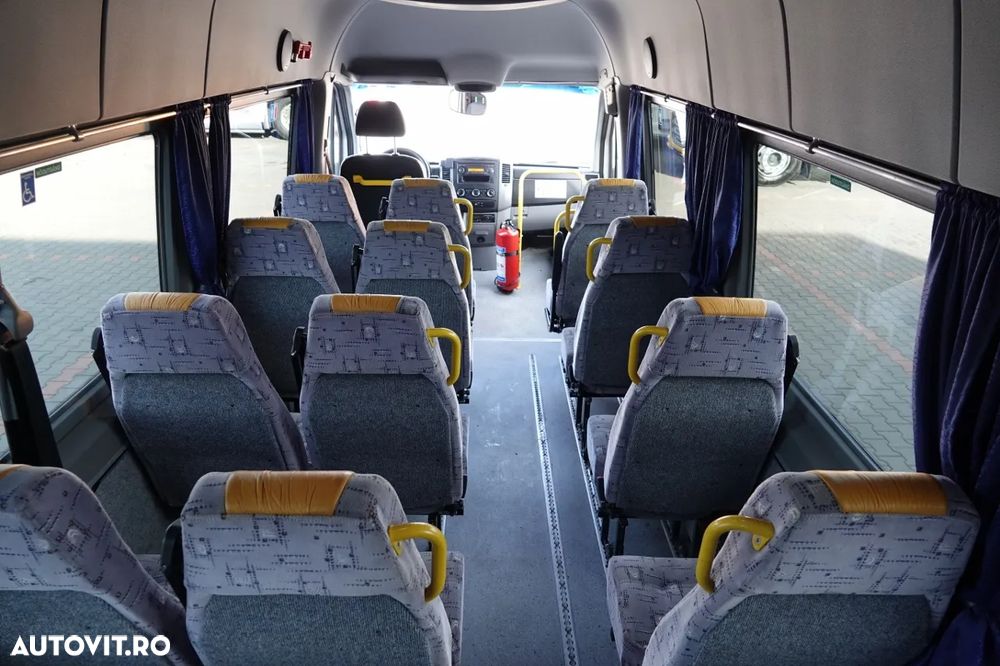 Mercedes-Benz SPRINTER 516 CDI / 2x A/C / IMPORTED / - 33