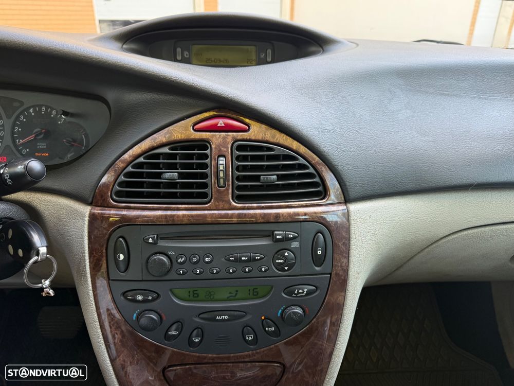 Citroën C5 Break 2.0 HDi Exclusive Aut. - 20