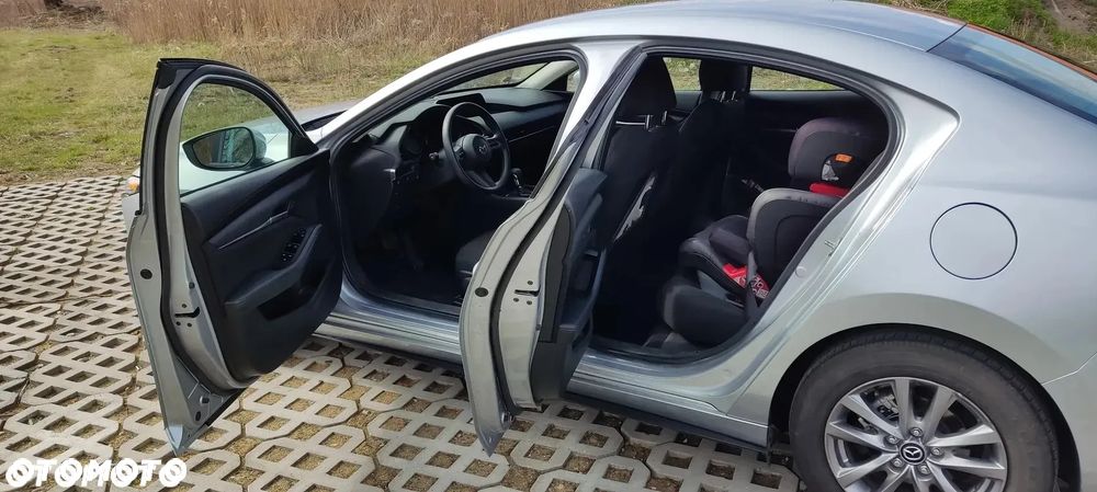 Mazda 3 - 9