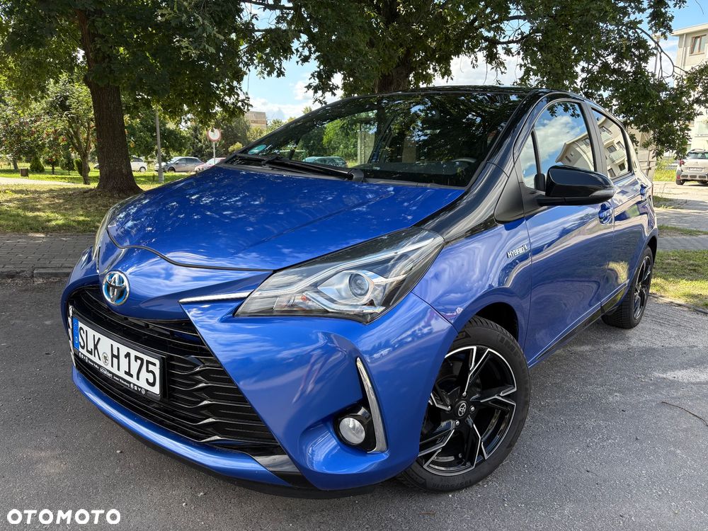 Toyota Yaris Hybrid 100 Selection Passion - 1