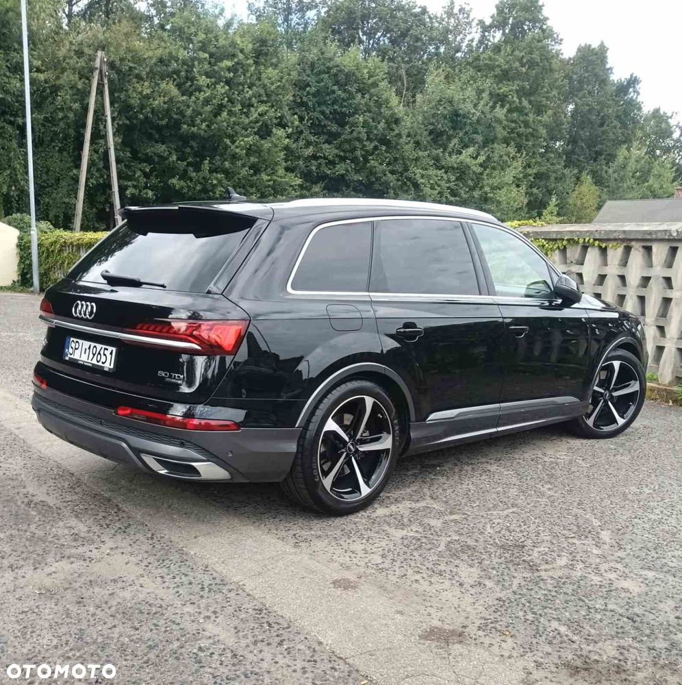 Audi Q7 - 1