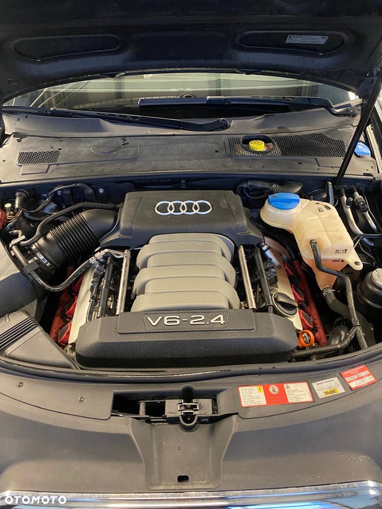 Audi A6 Avant 2.4 - 24