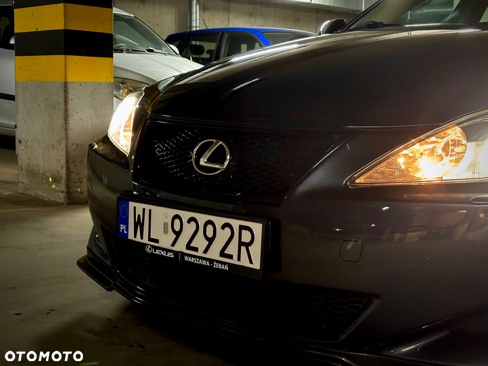 Lexus IS 250 Prestige - 17