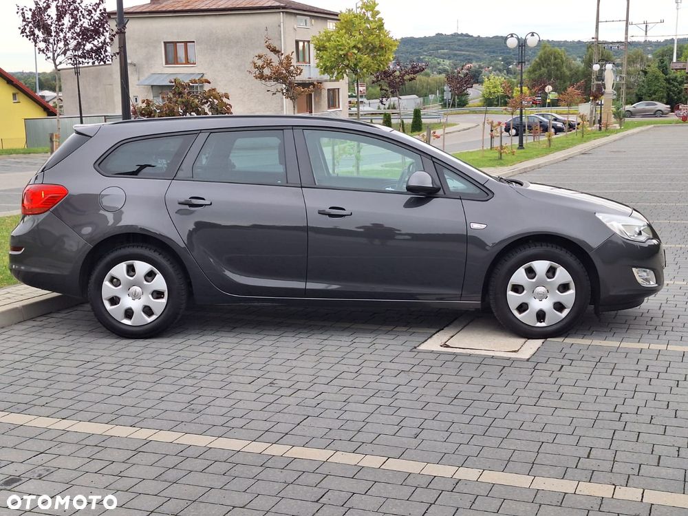 Opel Astra 1.4 T Essentia - 5