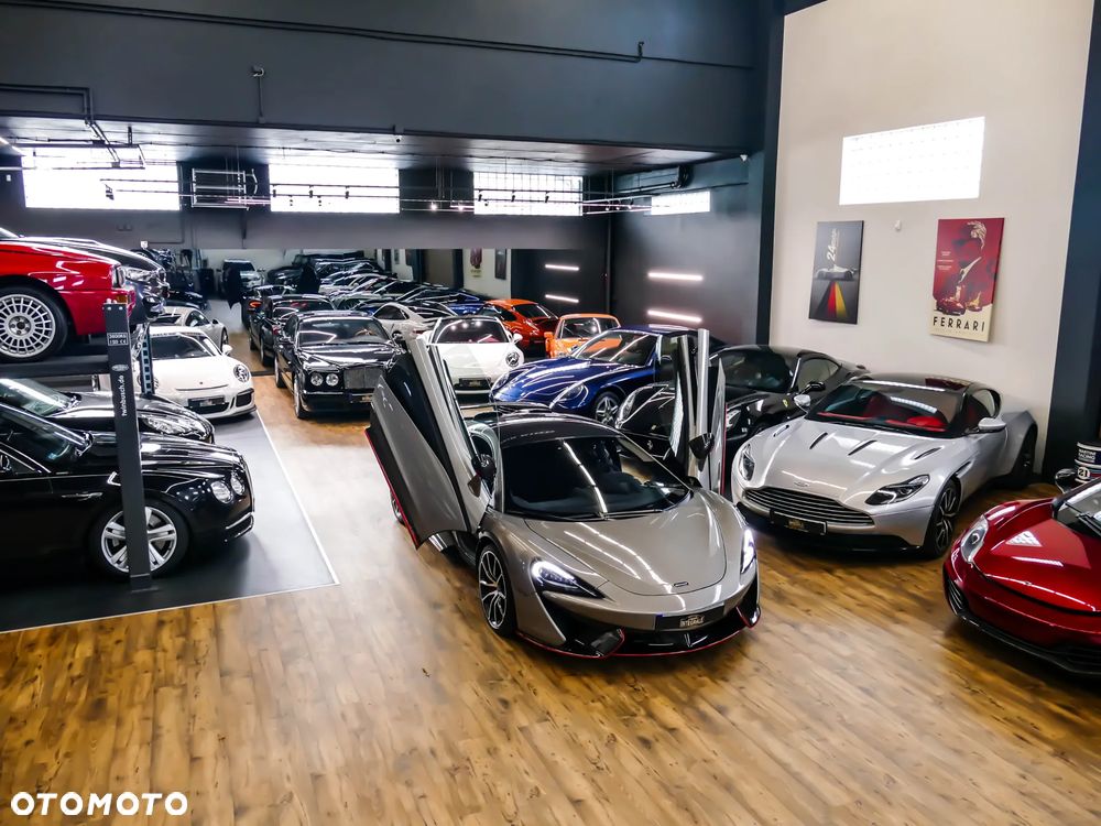 McLaren 570S Coupe - 35