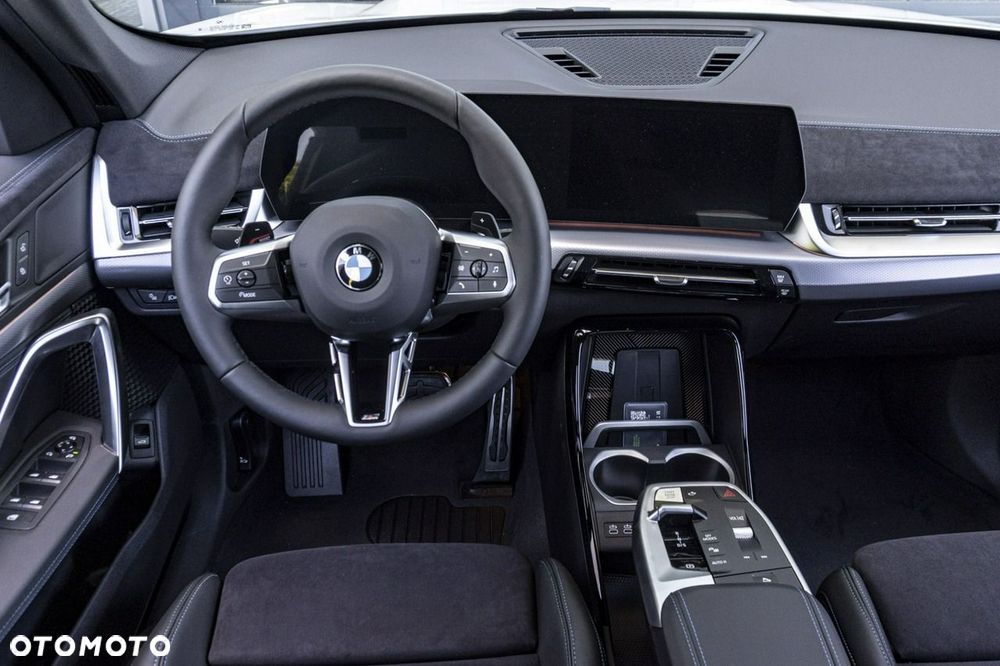 BMW X1 - 17