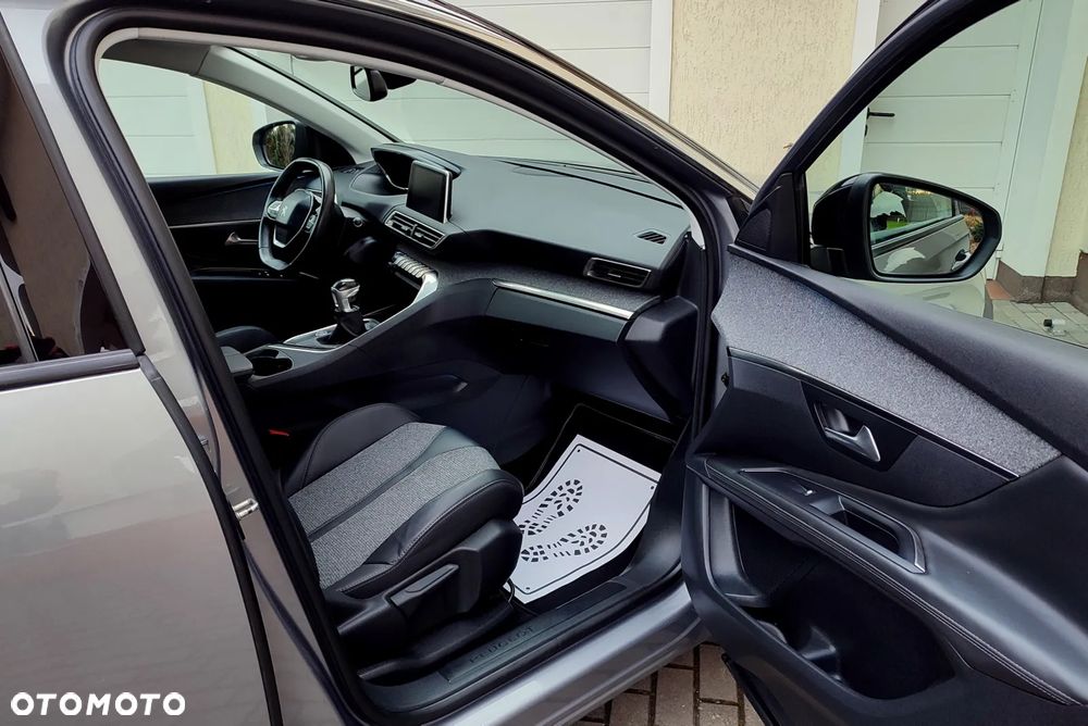 Peugeot 3008 PureTech 130 Stop & Start Allure - 12