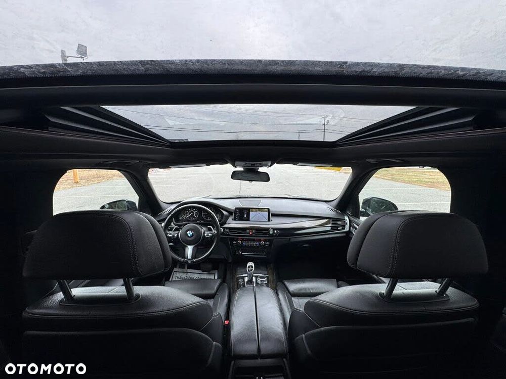 BMW X5 xDrive35i - 12
