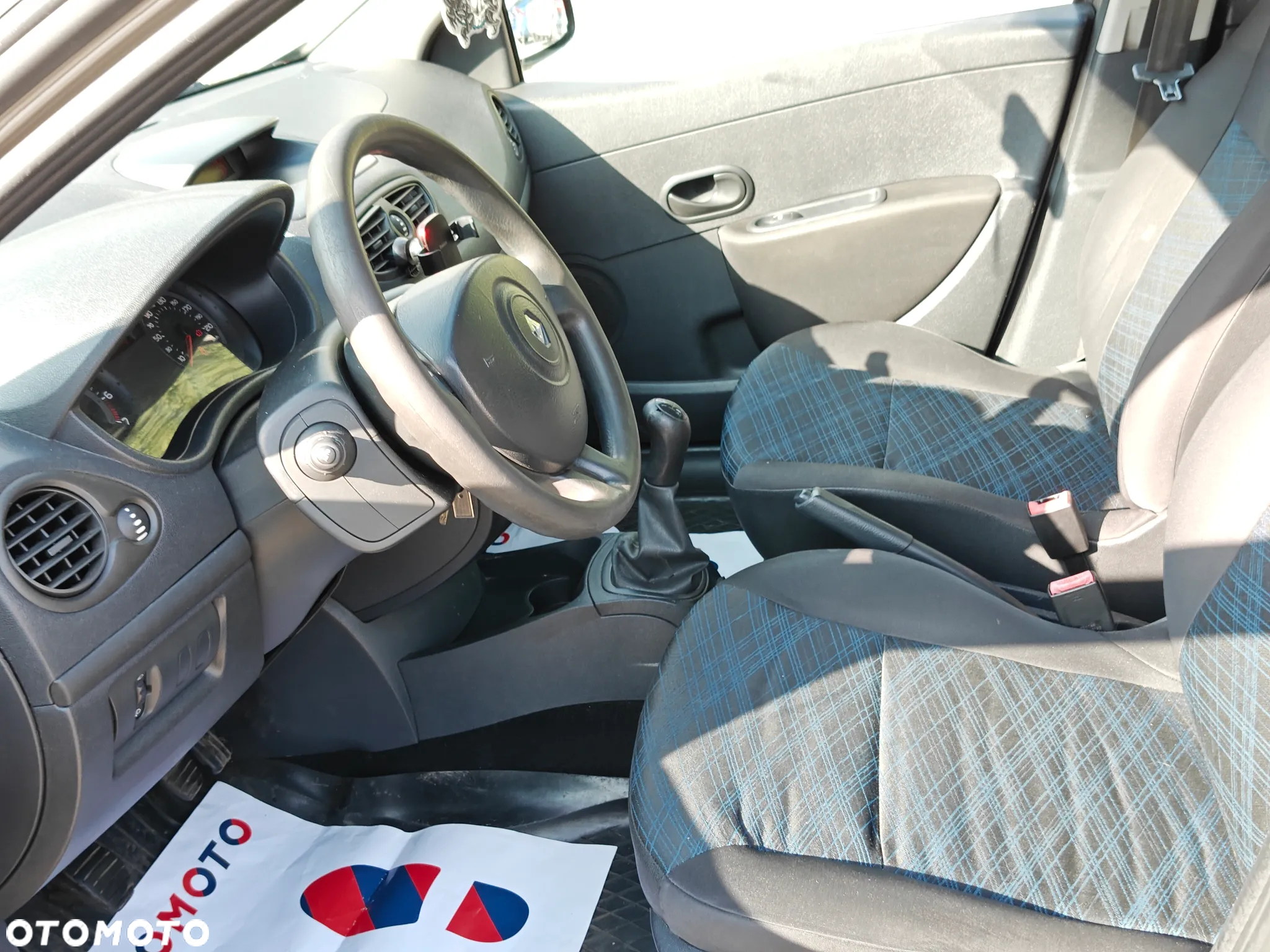 Renault Clio 1.2 TCE Authentique - 9