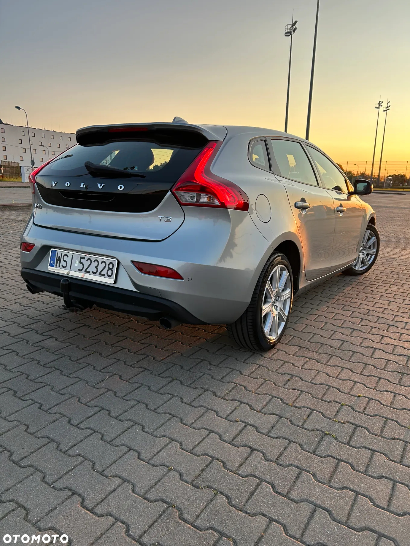 Volvo V40 T3 - 4