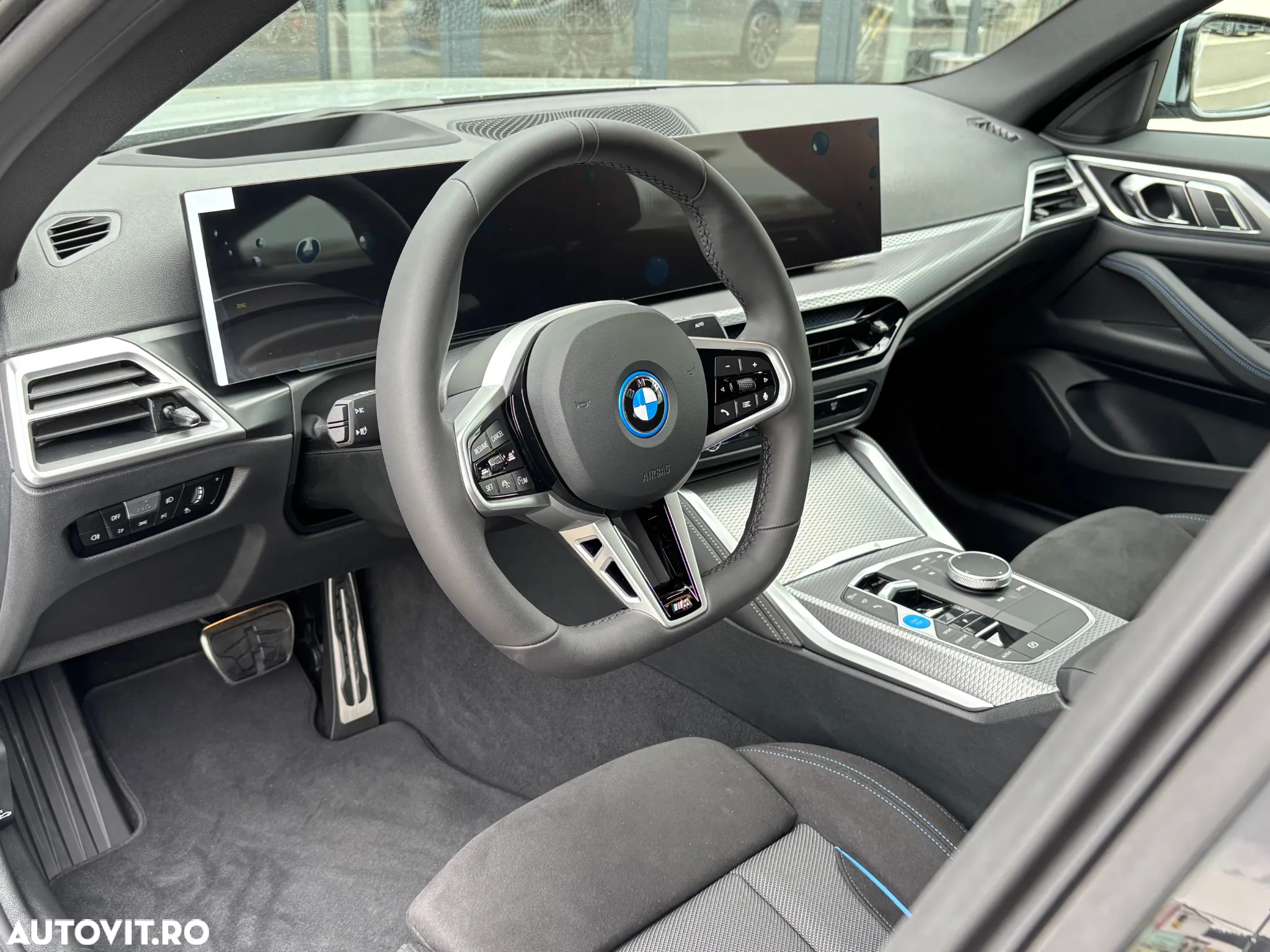 BMW i4 eDrive40 - 12