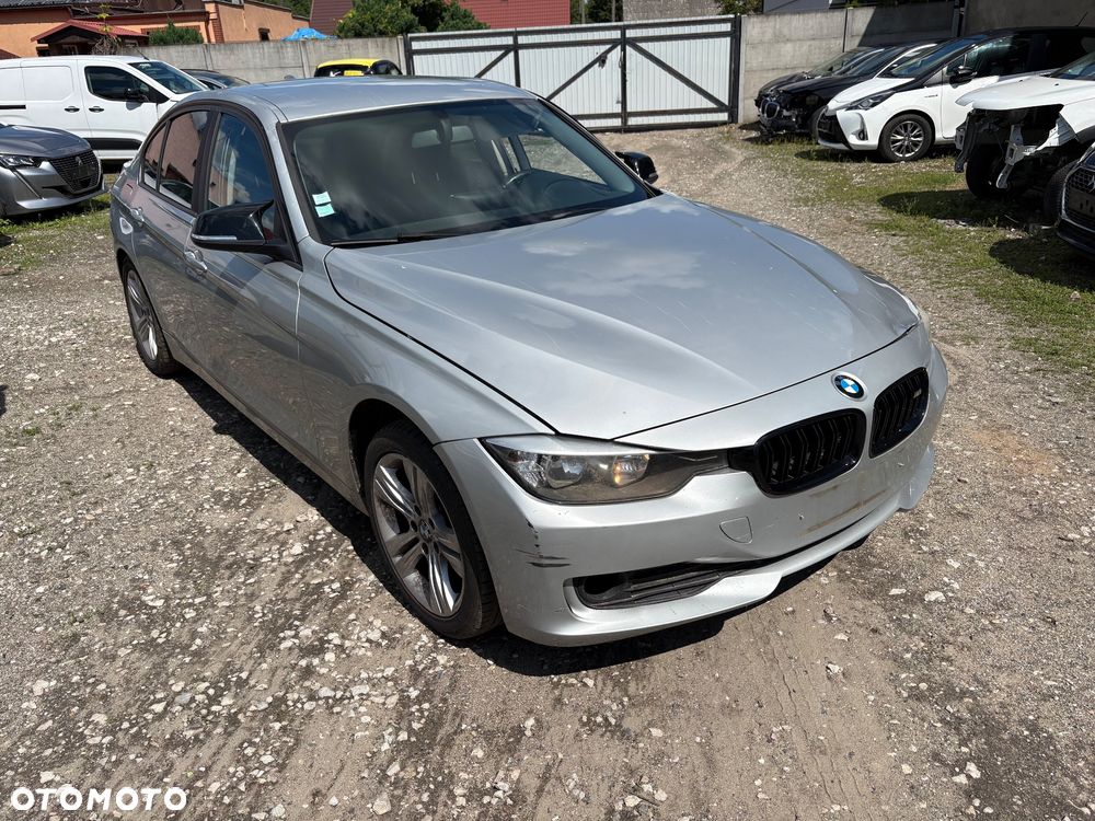 BMW Seria 3 318d Luxury Line - 8