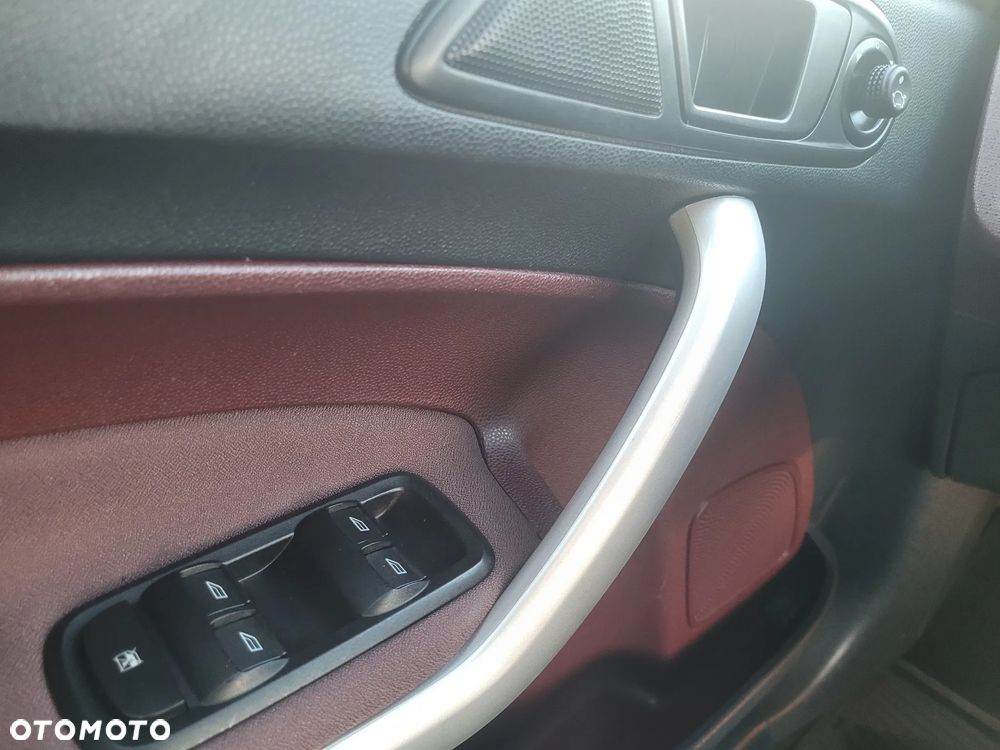 Ford Fiesta - 18