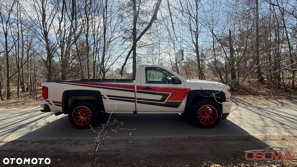 Chevrolet Silverado - 27