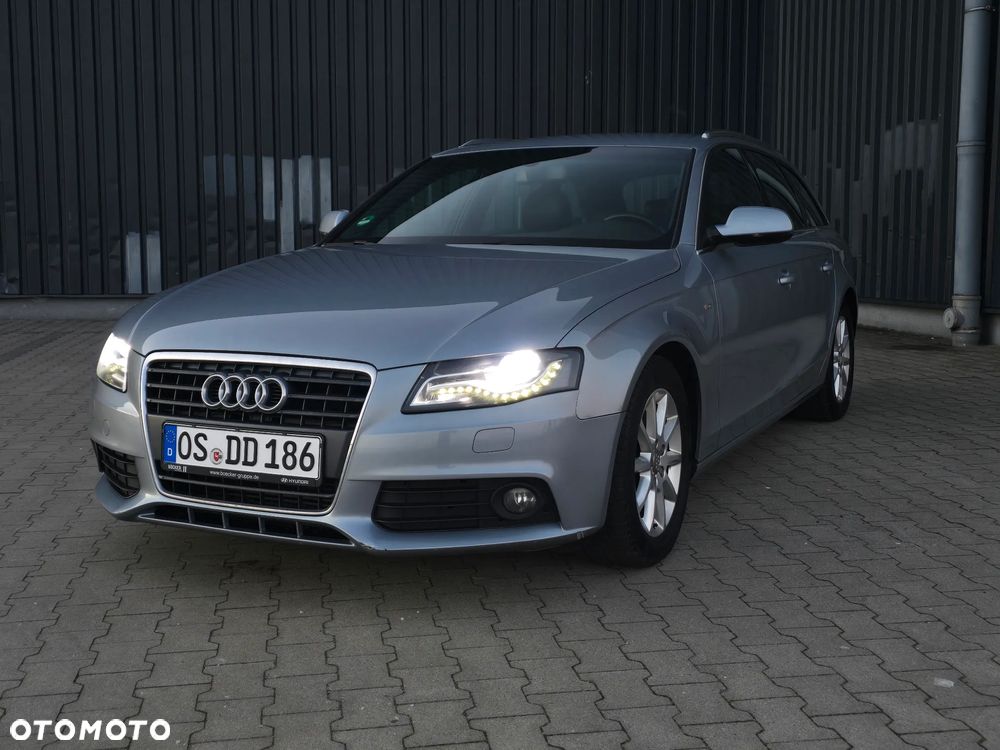 Audi A4 Avant 2.0 TDI DPF - 1