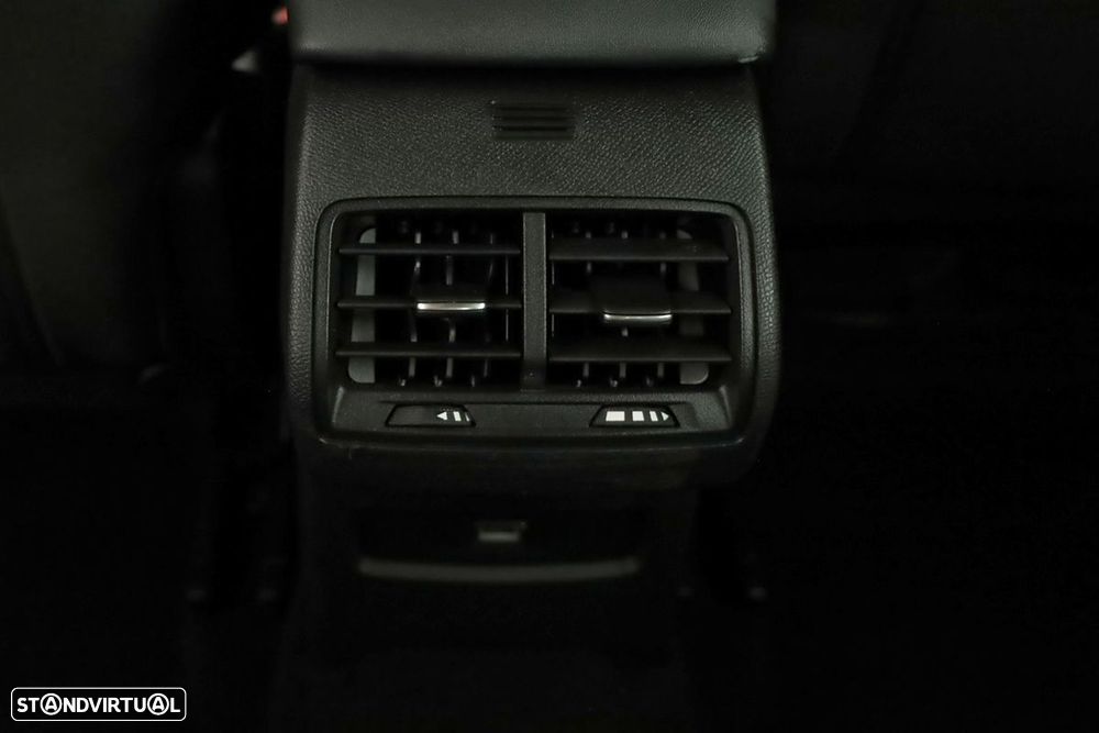 Citroën C4 1.2 PureTech Plus EAT8 - 22