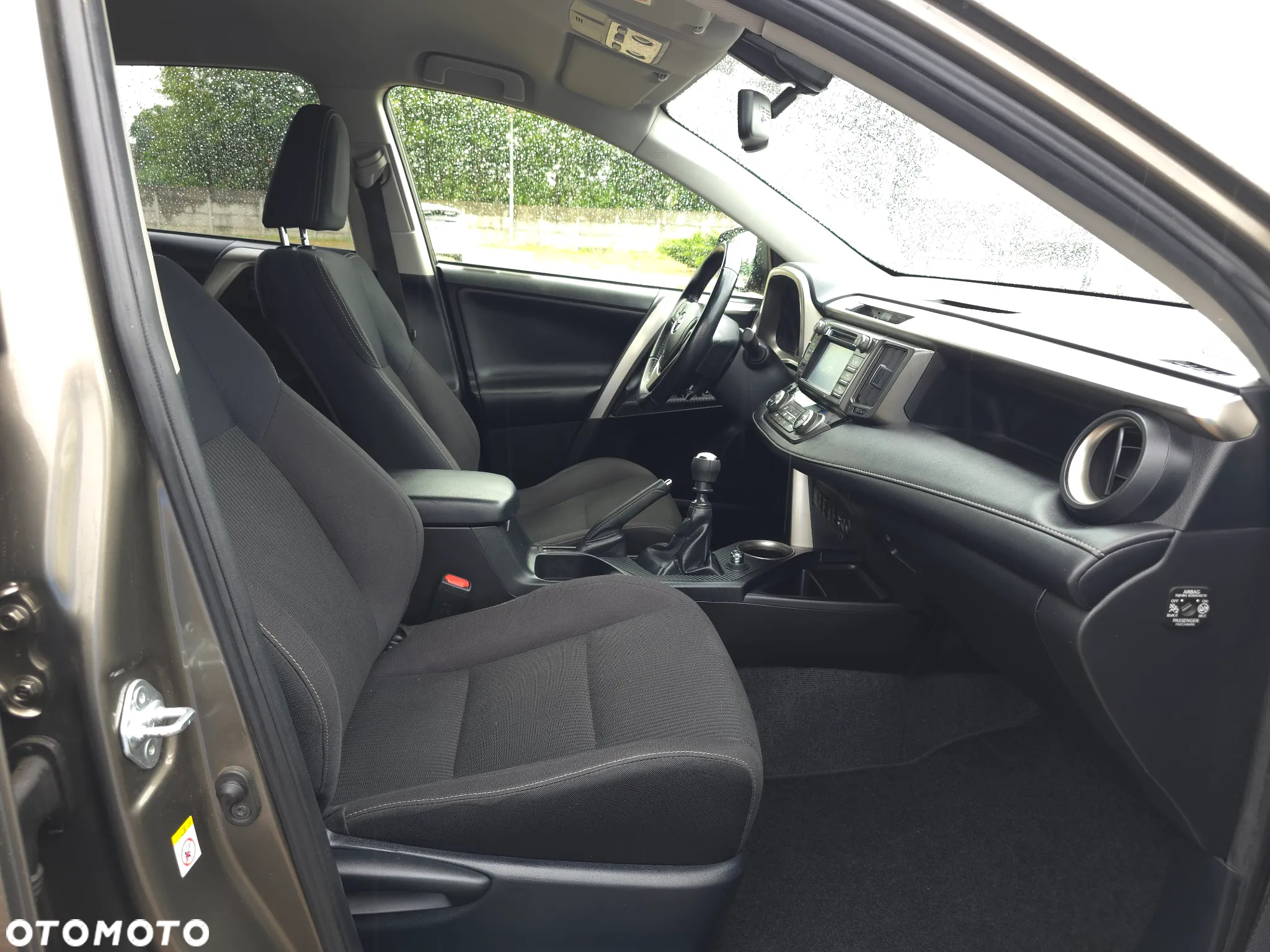 Toyota RAV4 2.0 D-4D Premium - 16