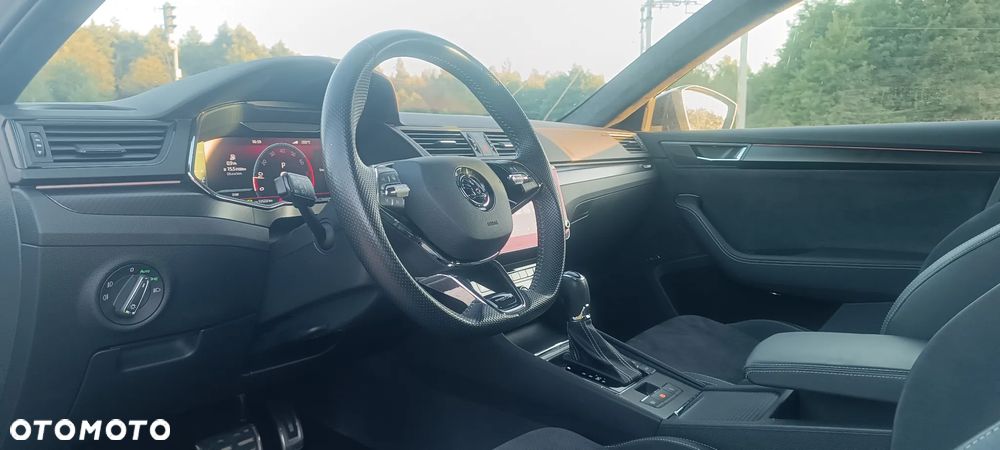 Skoda Superb 2.0 TSI Sportline DSG - 26