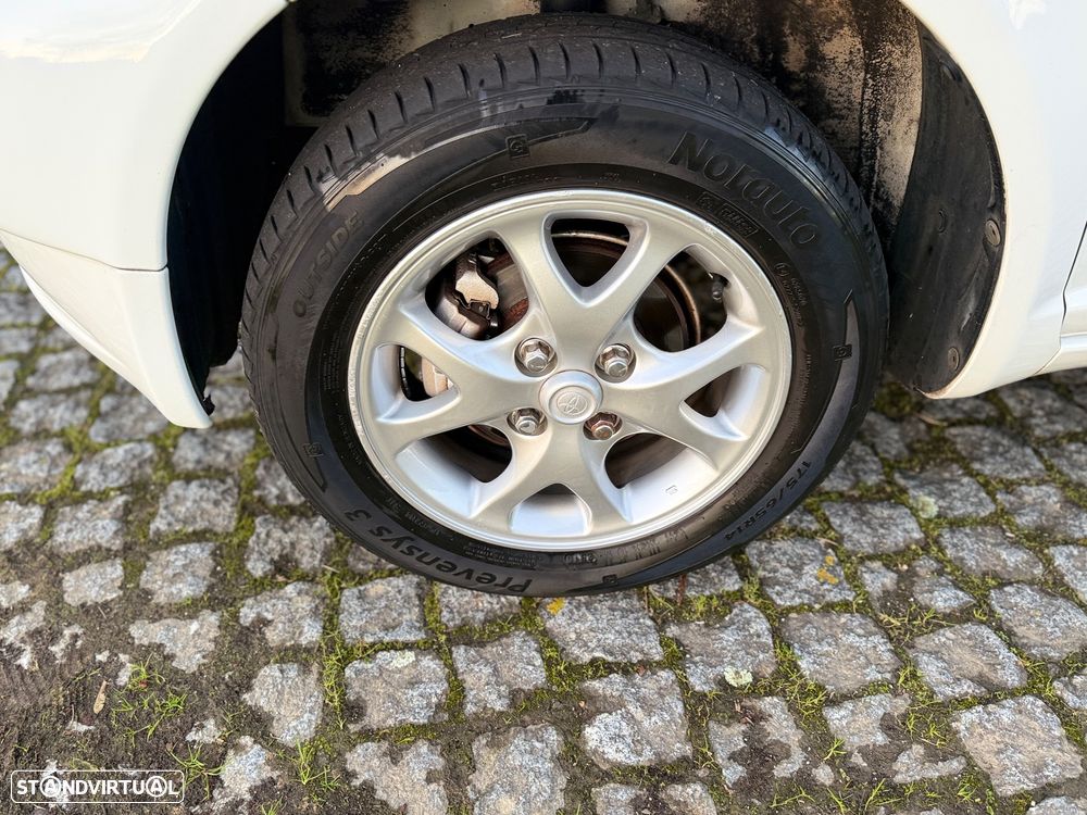 Toyota Yaris 1.0 Luna TA - 12