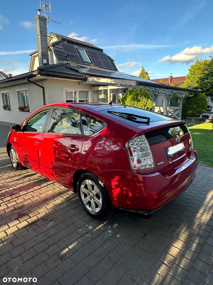 Toyota Prius 1.5 VVT-i Sol - 8