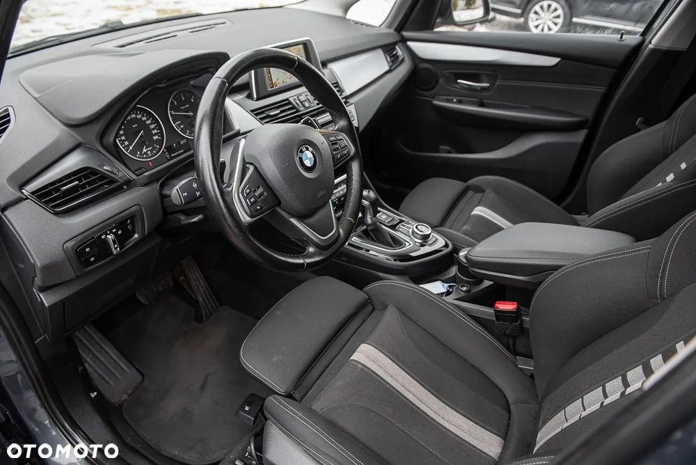BMW Seria 2 220d Sport-Aut M Sport - 25