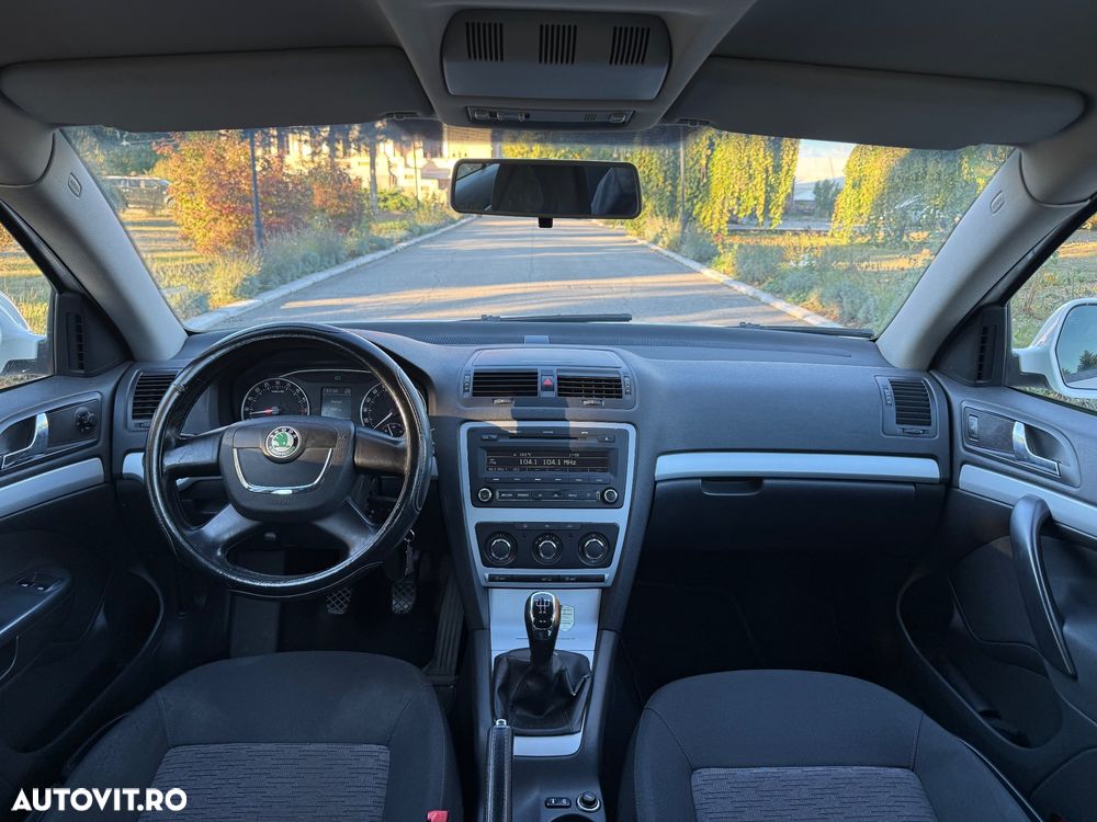 Skoda Octavia 1.6 TDI Elegance - 6