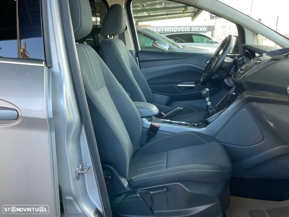 Ford Grand C-Max 1.6 TDCi Titanium - 16