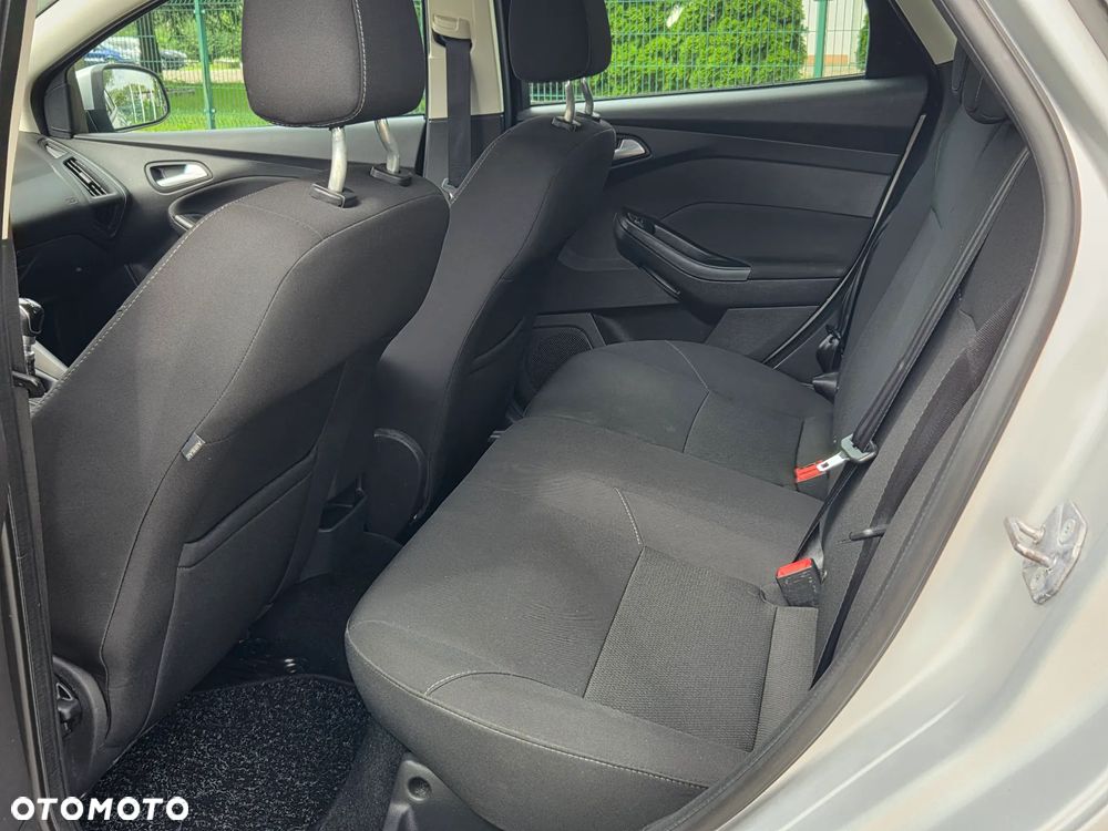 Ford Focus 1.5 TDCi ECOnetic 88g Start-Stopp-System Business - 8