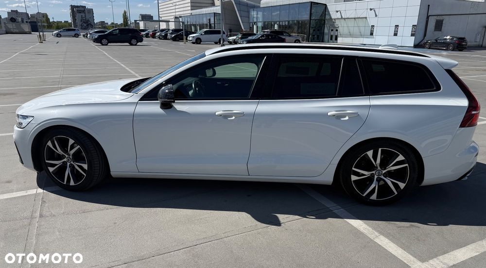 Volvo V60 D4 R-Design - 5