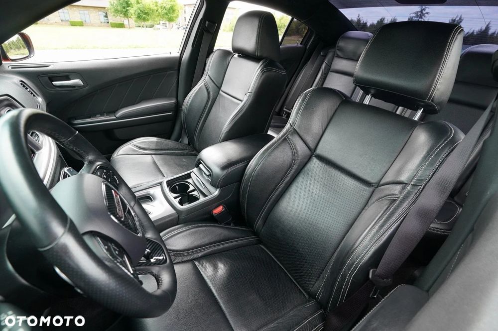 Dodge Charger 6.4 Scat Pack - 15