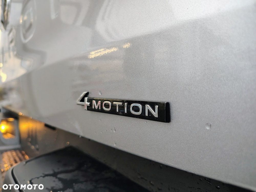 Volkswagen Amarok Life silnik: 2.0 TDI 205 KM / skrzynia biegów: 10-biegowa automatyczna 4MOTION rozstaw osi: 3270 mm - 24