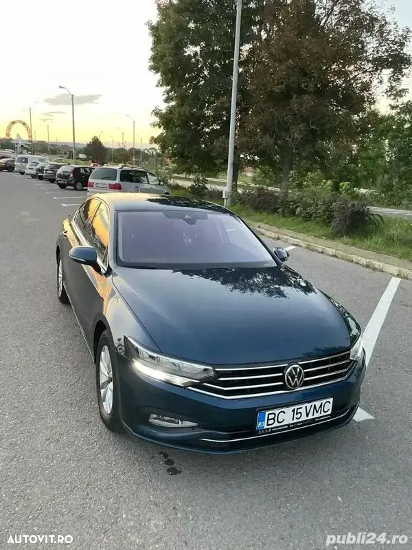 Volkswagen Passat 2.0 TDI SCR DSG Comfortline - 1
