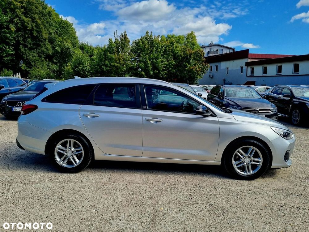 Hyundai i30 1.6 D GO - 4