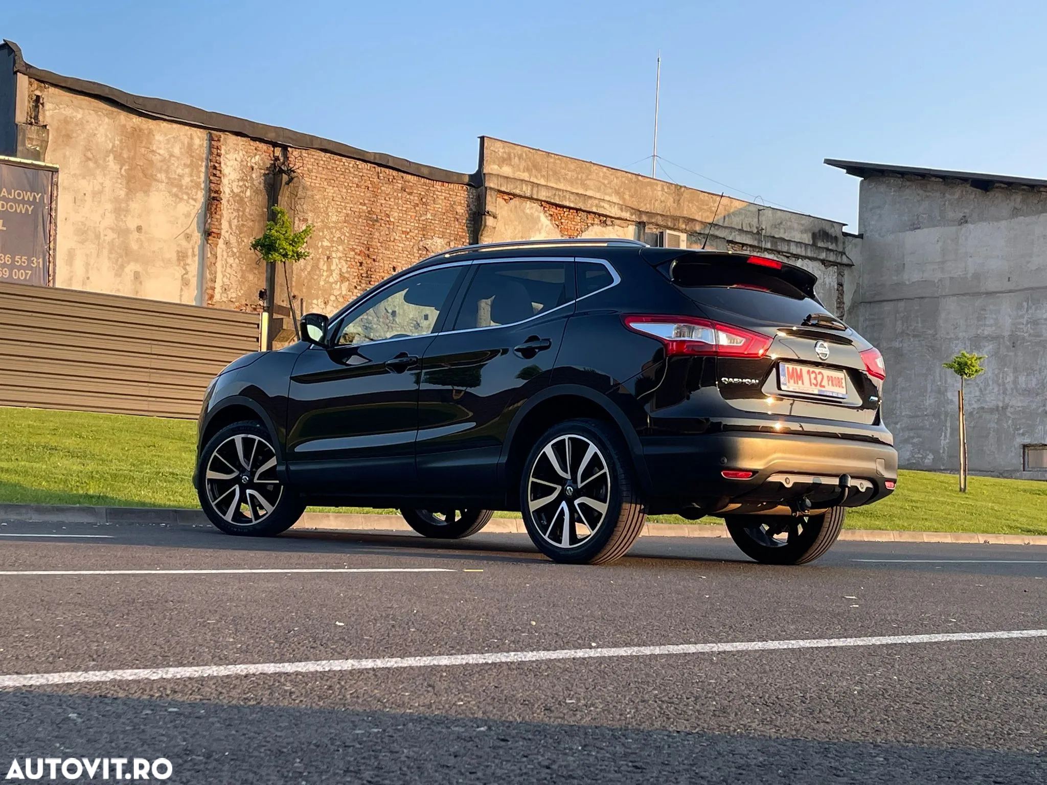 Nissan Qashqai 1.5 DCI TEKNA+ - 4
