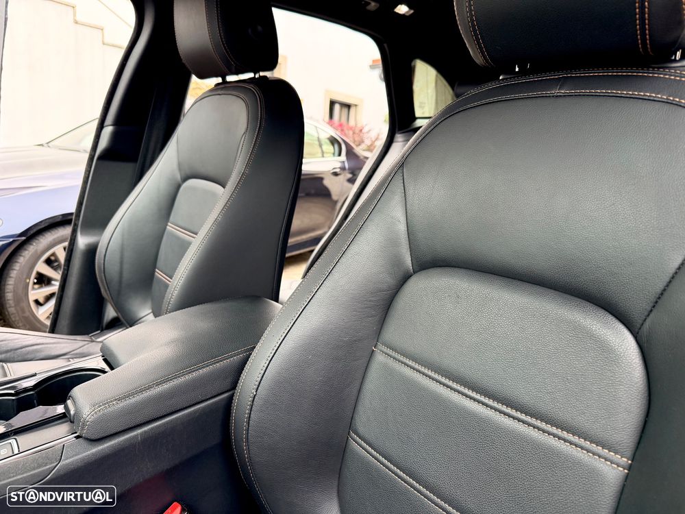 Jaguar F-Pace 2.0 i4D Prestige - 43