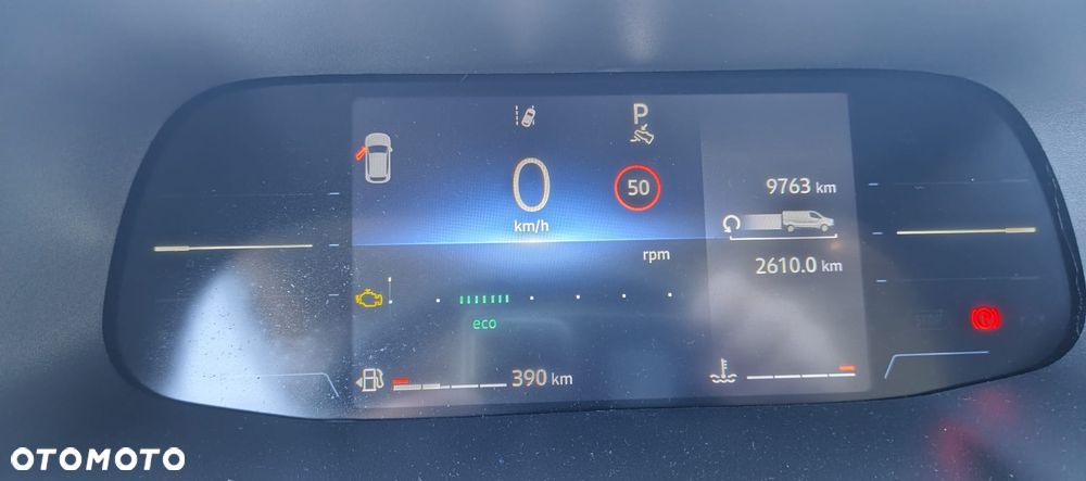 Renault Trafic - 12