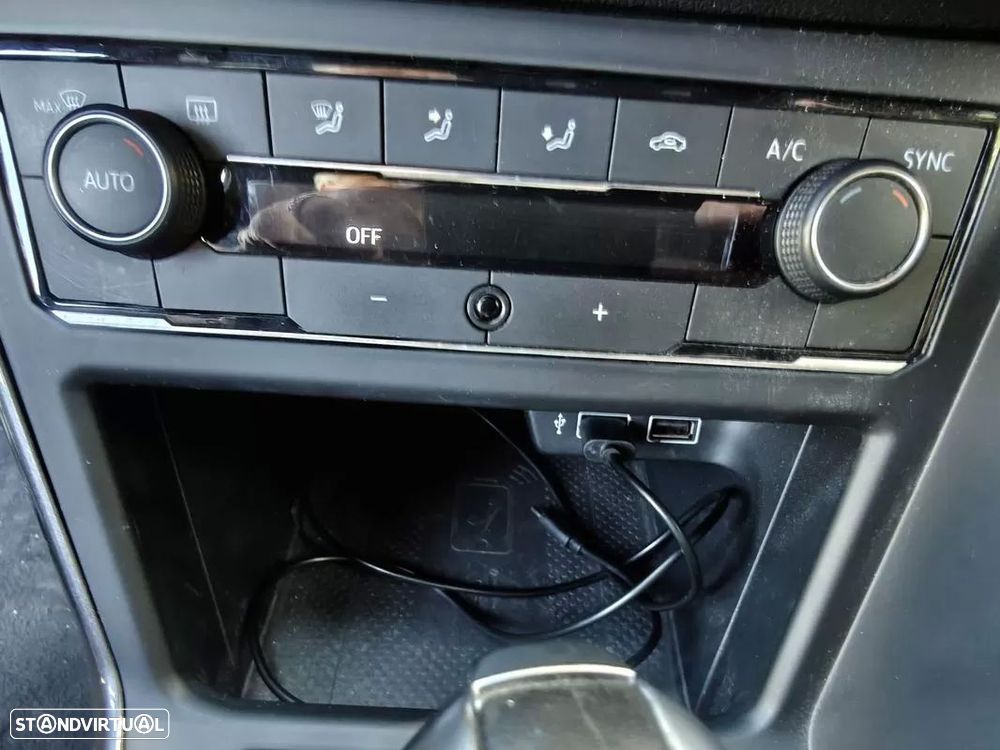 VW Polo 2.0 TSI GTI DSG - 45
