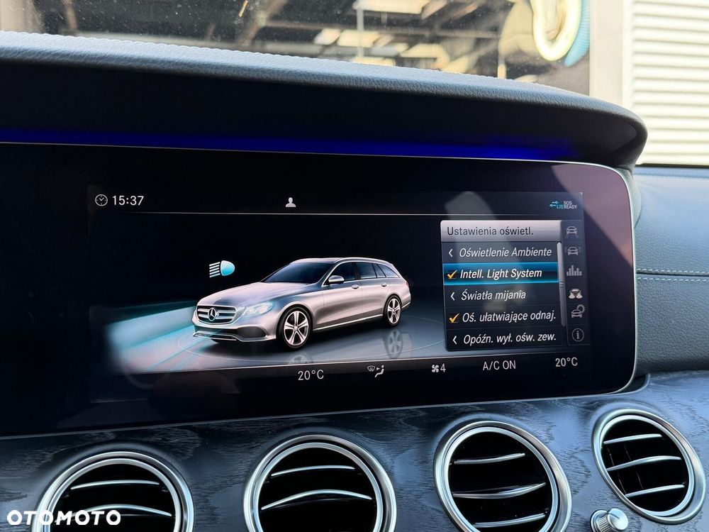 Mercedes-Benz Klasa E 220 d 4-Matic AMG - 36