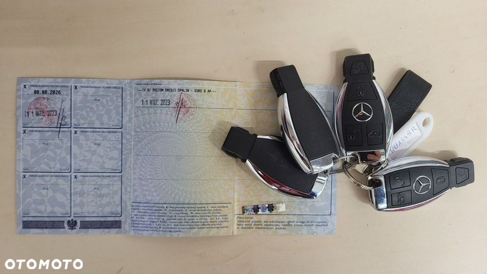 Mercedes-Benz Klasa V - 27